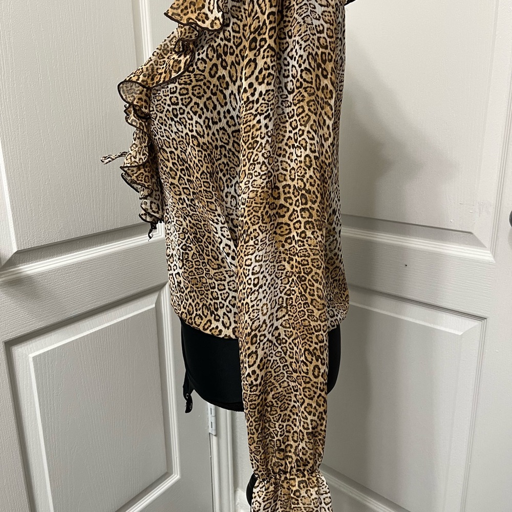 ZARA leopard Print Ruffle Bodysuit - Picture 2 of 6